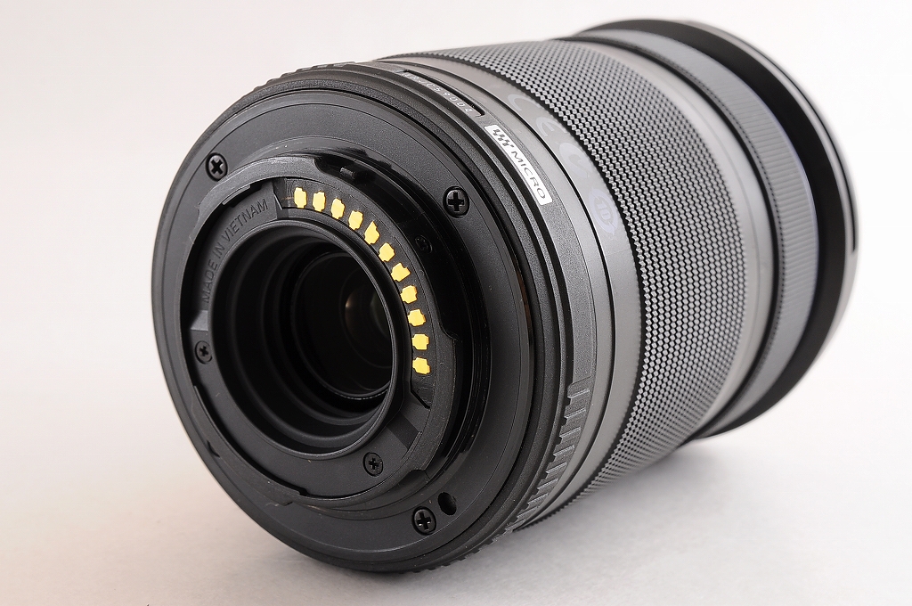 ❤ほぼ新品❤旅行・スポーツに M.ZUIKO 40-150mm　R  ブラック OM SYSTEM M.Zuiko Digital ED 40-150mm f/2.8 PRO Lens