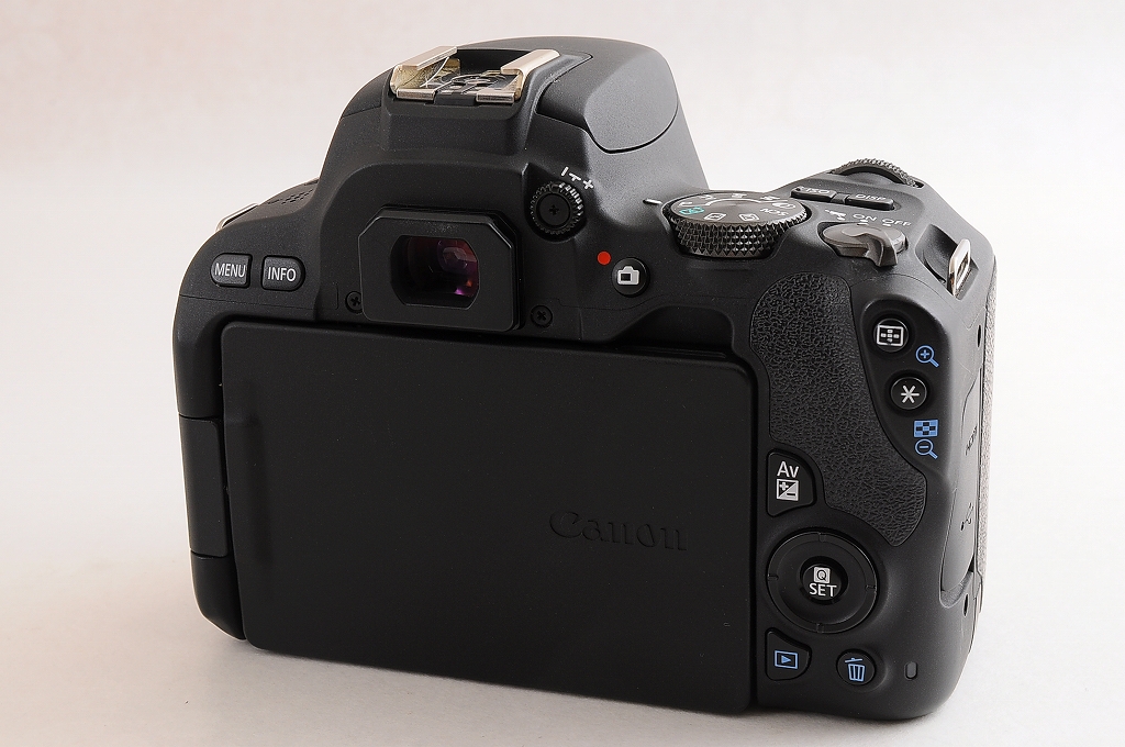 TOP MINT】CANON EOS Kiss X9 Rebel SL2 200D EF-S 18-55mm Lens