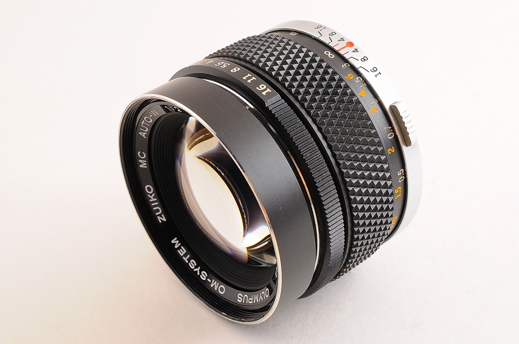 【美品】オリンパス ZUIKO MC AUTO-W f=35mm 1:2 MINT】OLYMPUS OM SYSTEM ZUIKO MC AUTO-W 35mm F/2 MF Wide