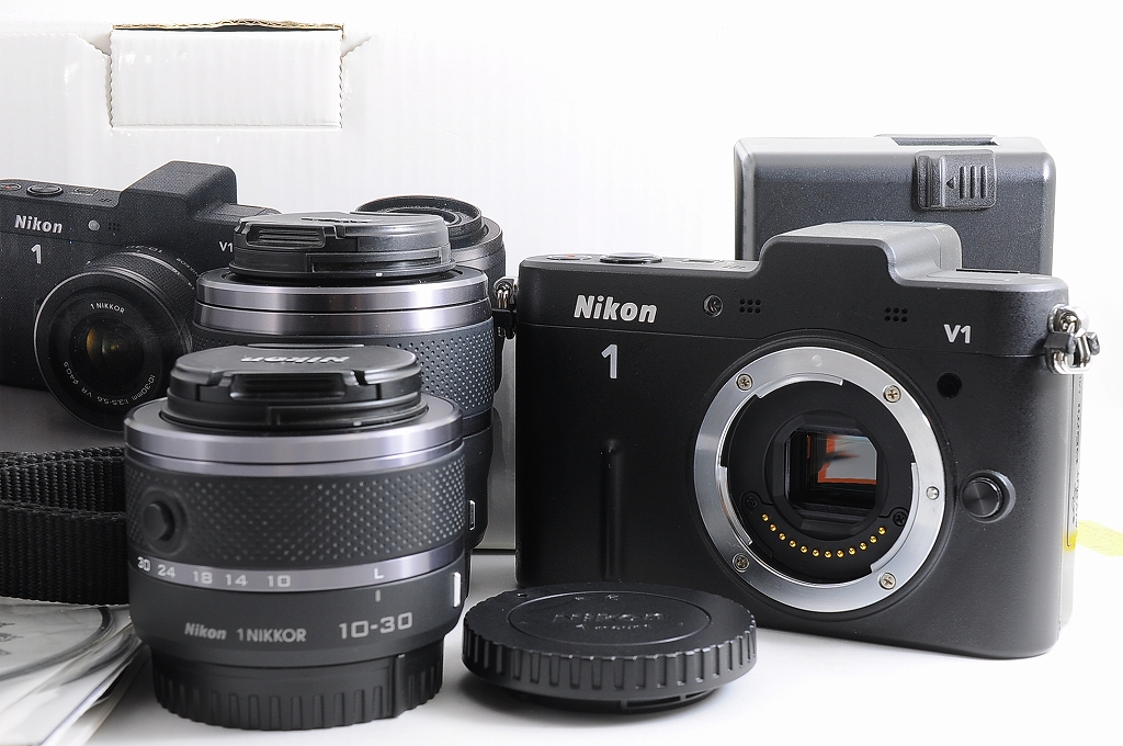 NEAR MINT＋】NIKON V1 10.1MP Digital Camera 10-30mm 30-110mm