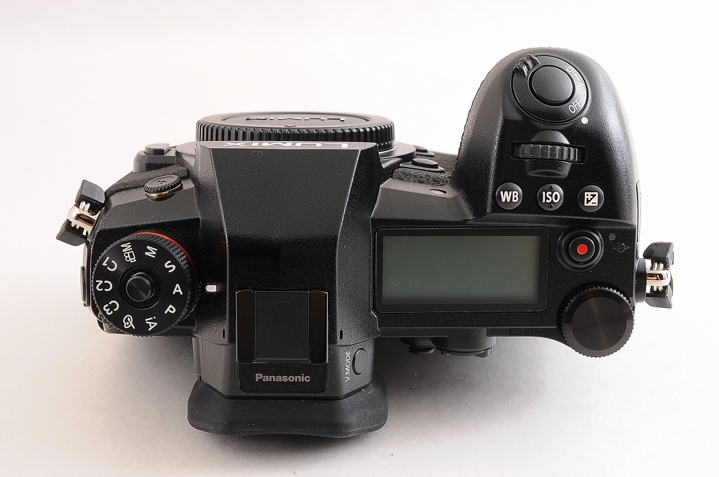 Panasonic Lumix DC-G9 Pro w/ 12-60mm F2.8-4 Lens Kit In Box Top