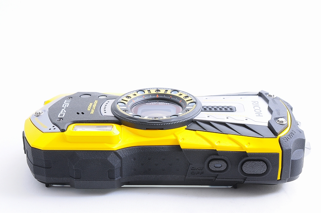 ALMOST UNUSED 】RICOH WG-40 Waterproof Digital Compact